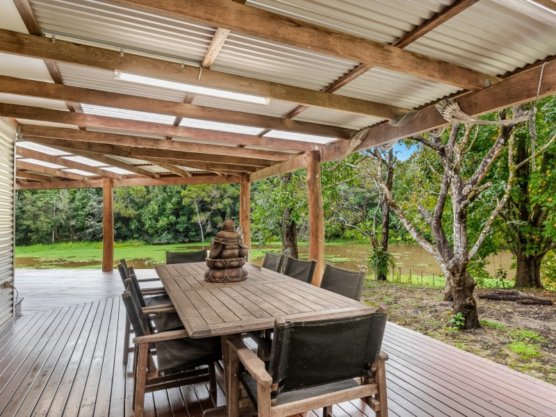 92 Braeside Drive, Uki NSW 2484