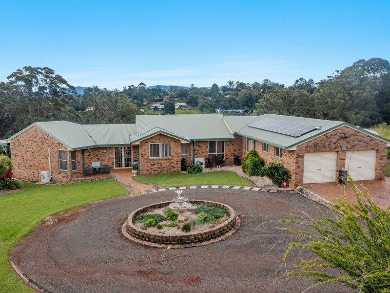 26 Highview Crescent, Modanville NSW 2480