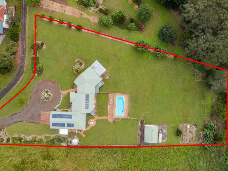 26 Highview Crescent, Modanville NSW 2480