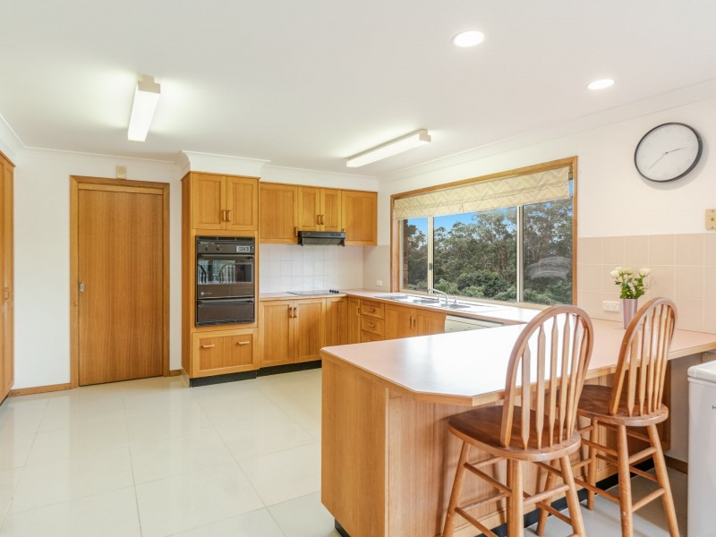 26 Highview Crescent, Modanville NSW 2480