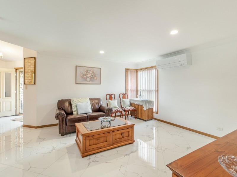26 Highview Crescent, Modanville NSW 2480