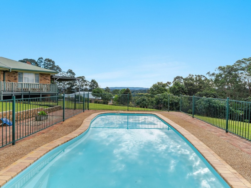 26 Highview Crescent, Modanville NSW 2480