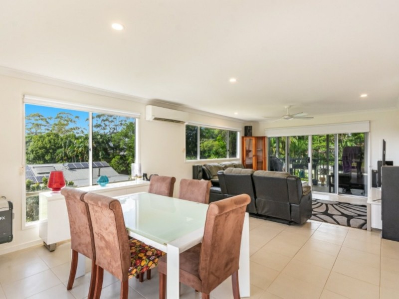 8 Cerreto Circuit, Wollongbar NSW 2477