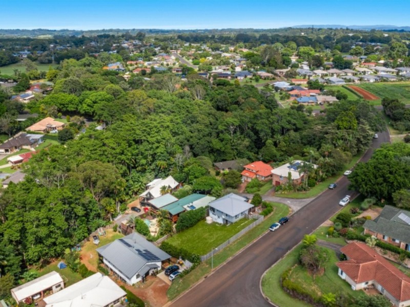 8 Cerreto Circuit, Wollongbar NSW 2477