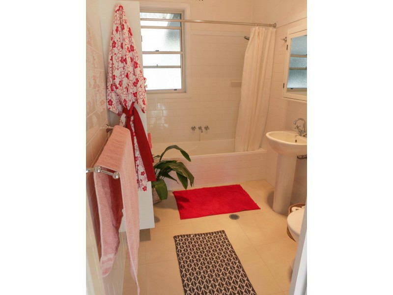 10 Peter Street, East Lismore NSW 2480