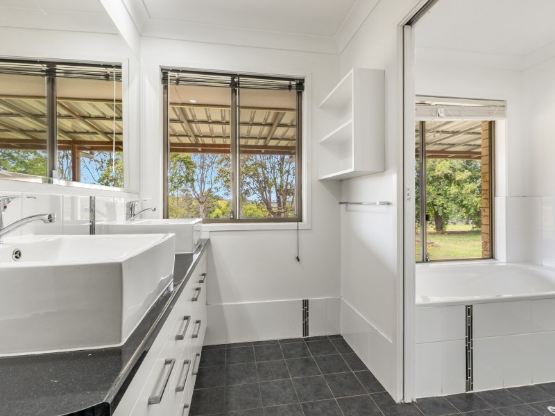 34 Henson Road, Wyrallah NSW 2480