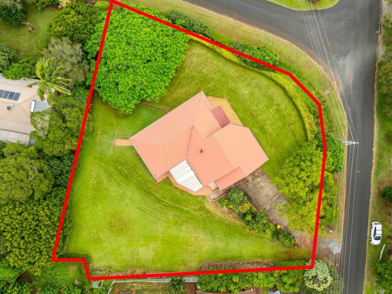 17 Highview Crescent, Modanville NSW 2480