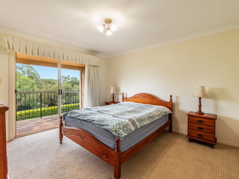 17 Highview Crescent, Modanville NSW 2480