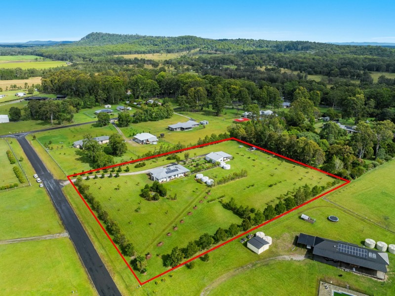112 Casuarina Drive, Swan Bay NSW 2471