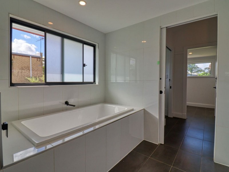 34 Wyrallah Road, East Lismore NSW 2480