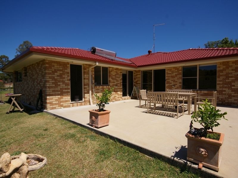 67 Coleman Street, Bexhill NSW 2480