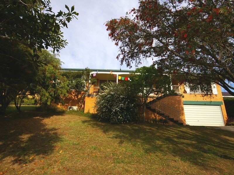 8 Kareela Avenue, Lismore Heights NSW 2480