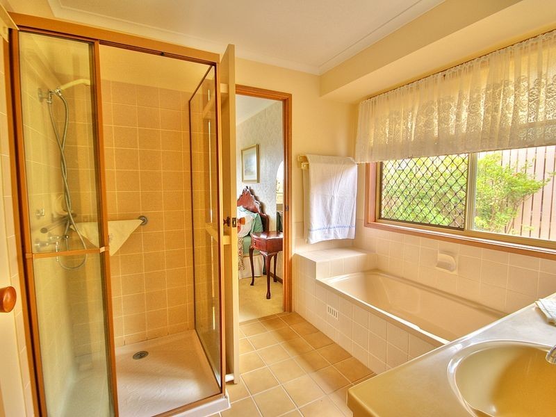 18 Hillcrest Avenue, Goonellabah NSW 2480