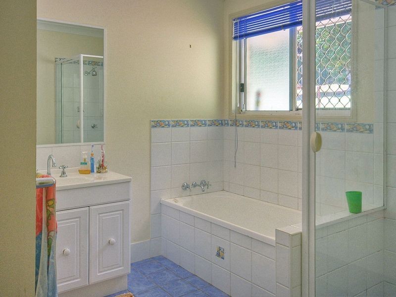 19 Wanda Drive, East Lismore NSW 2480