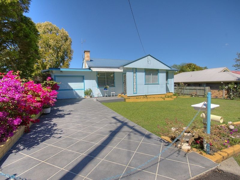 9 Robert Street, Lismore NSW 2480
