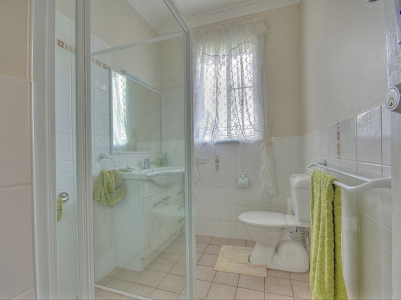 9 Robert Street, Lismore NSW 2480