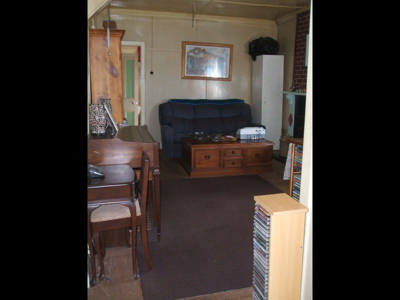 14 Railway Street, Tenterfield NSW 2372