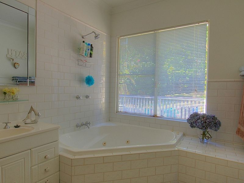 6 Irvine Place, Lismore NSW 2480