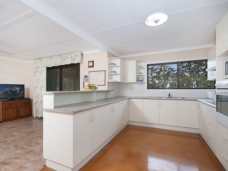 7 Highview Crescent, Modanville NSW 2480