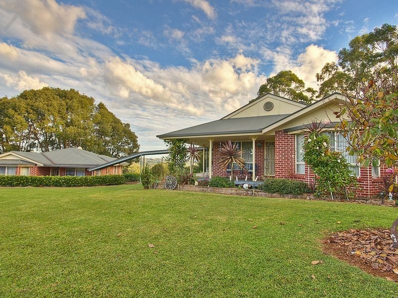 16 Davey Road, Uralba NSW 2477