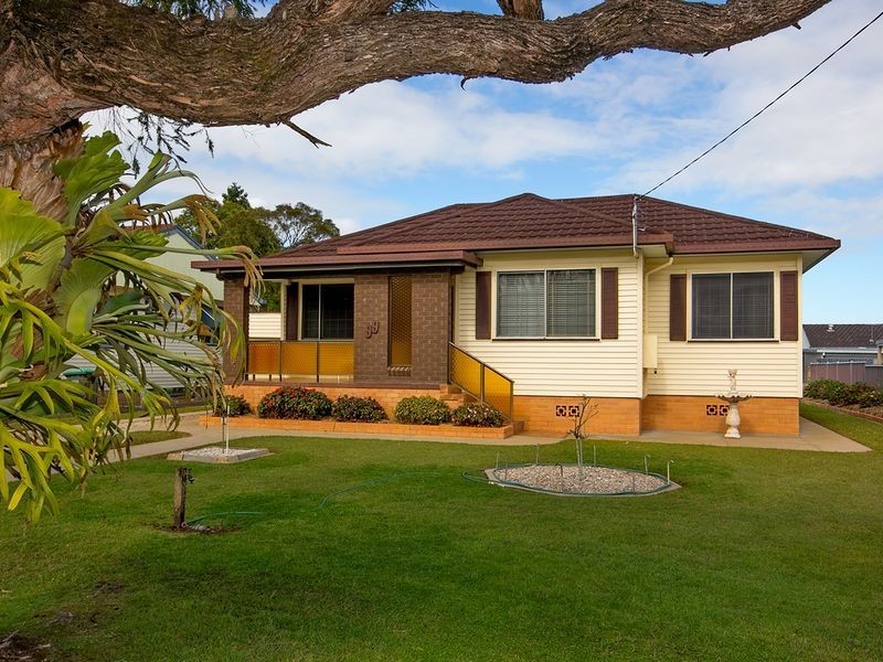 99 Oakley Avenue, East Lismore NSW 2480