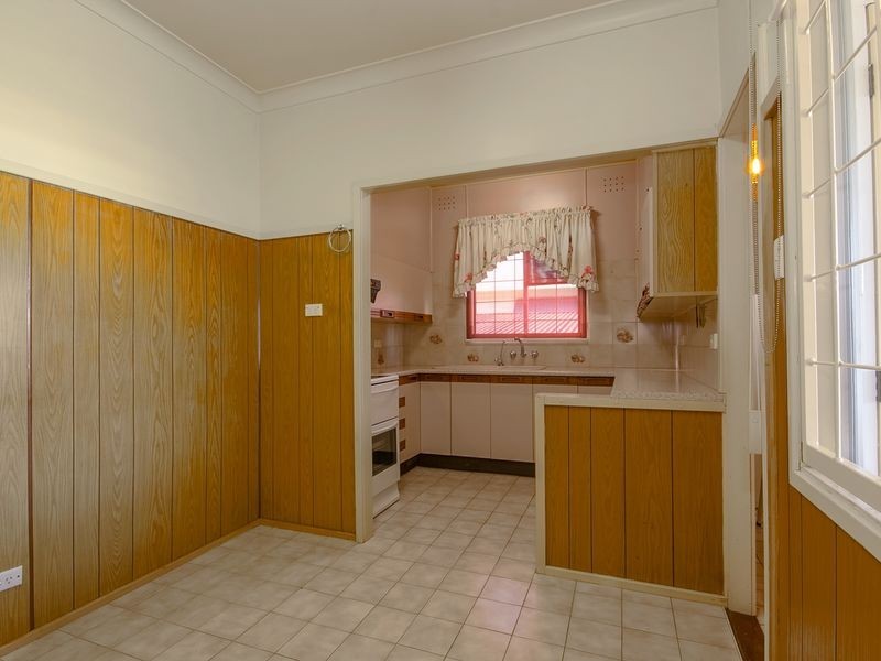 99 Oakley Avenue, East Lismore NSW 2480