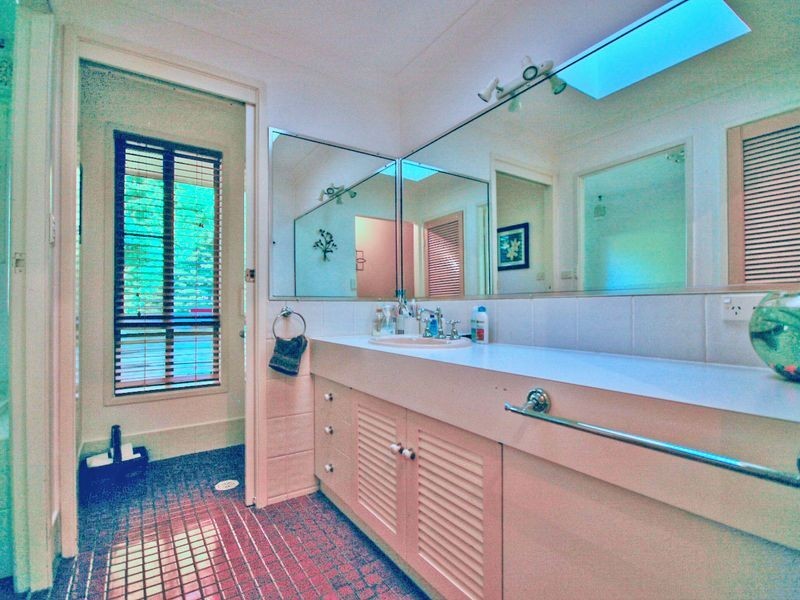 15 Highview Crescent, Modanville NSW 2480