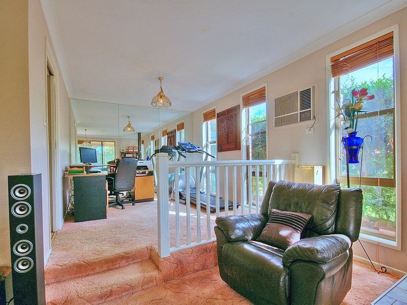 15 Highview Crescent, Modanville NSW 2480