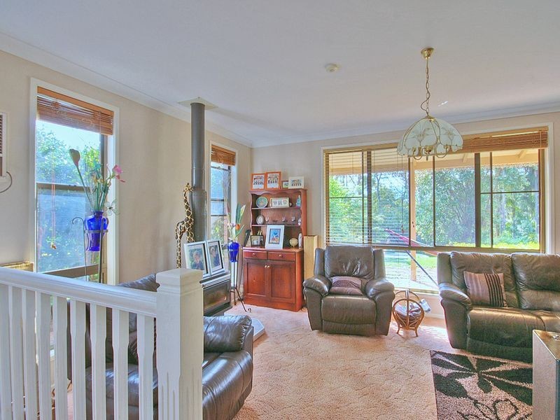 15 Highview Crescent, Modanville NSW 2480