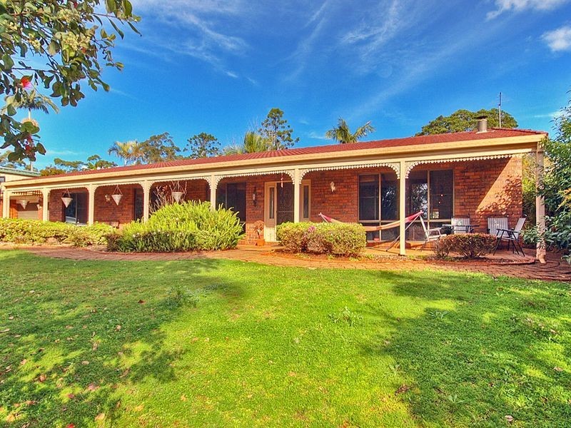 15 Highview Crescent, Modanville NSW 2480