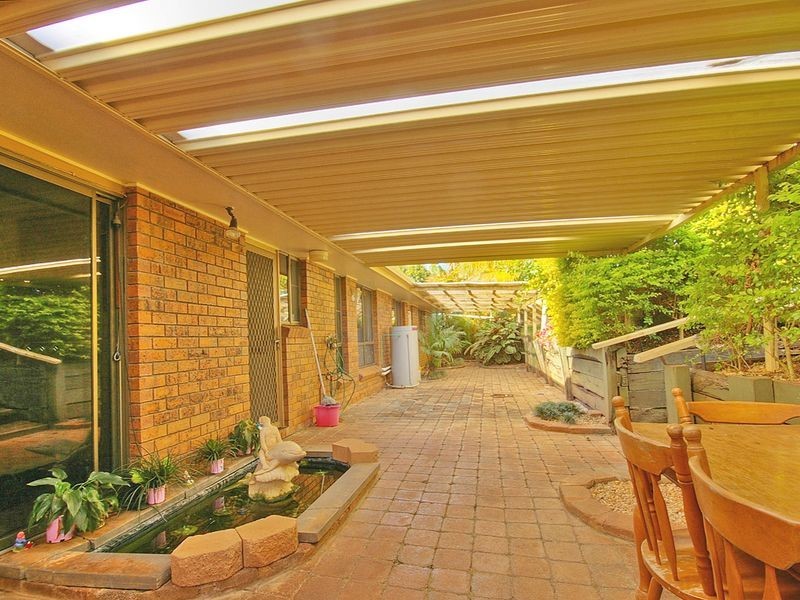 15 Highview Crescent, Modanville NSW 2480