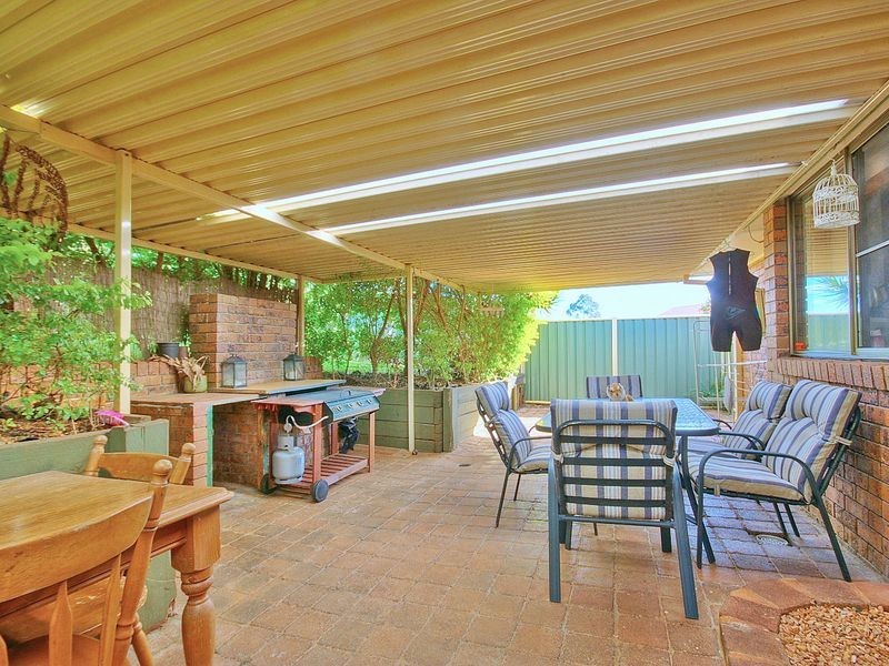 15 Highview Crescent, Modanville NSW 2480