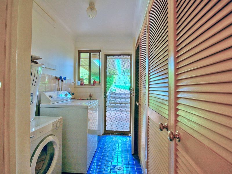 15 Highview Crescent, Modanville NSW 2480