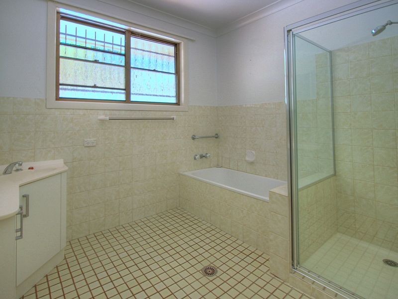 6 Bryant Place, Lismore Heights NSW 2480