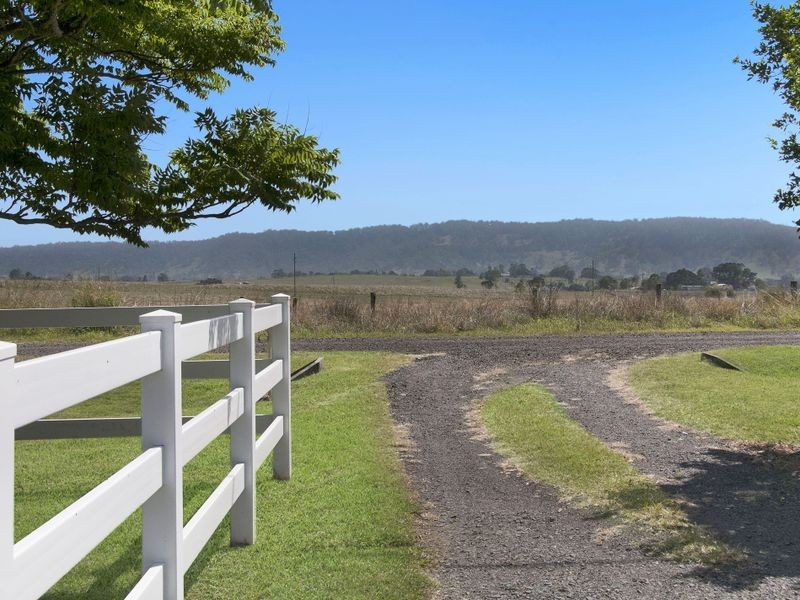 11 Macs Road, Mckees Hill NSW 2480