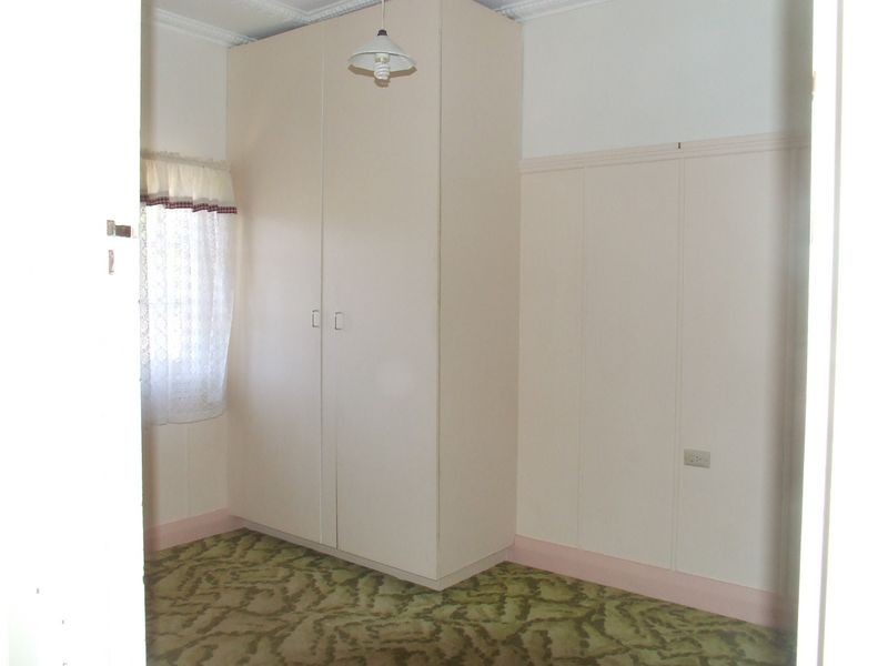 6 Oakley Avenue, East Lismore NSW 2480