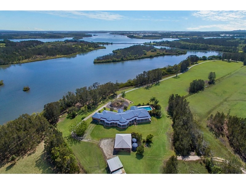 60 Micalo Road, Micalo Island NSW 2464