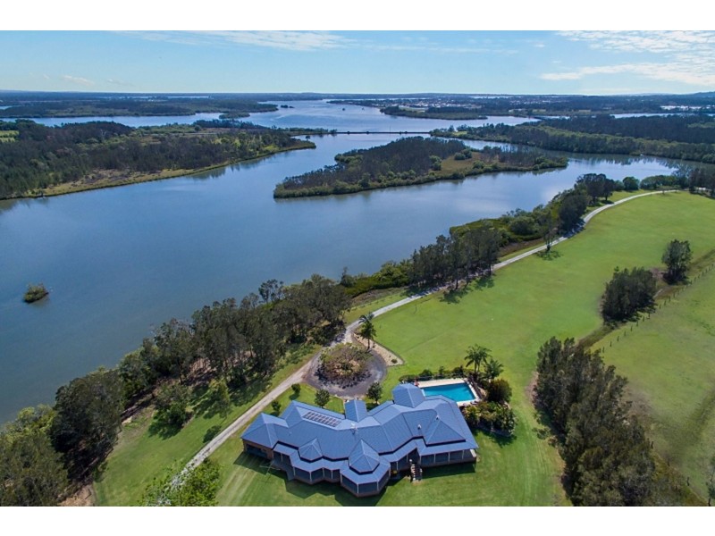 60 Micalo Road, Micalo Island NSW 2464