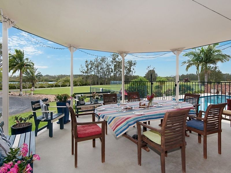 60 Micalo Road, Micalo Island NSW 2464
