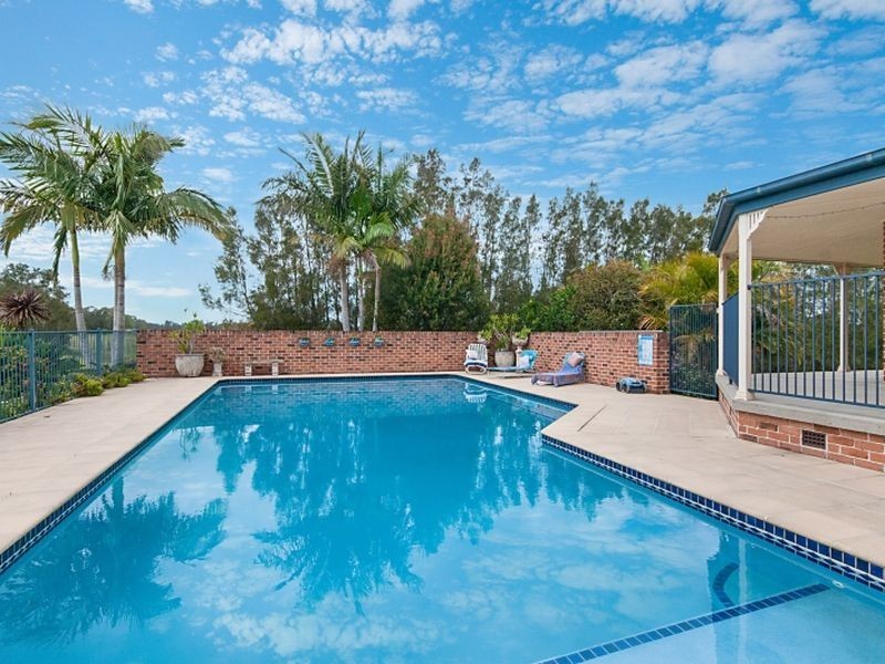 60 Micalo Road, Micalo Island NSW 2464