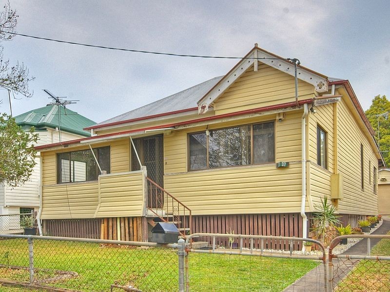 37 Parkes Street, Lismore NSW 2480