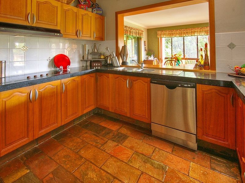 8 Mcintosh Road, Chilcotts Grass NSW 2480