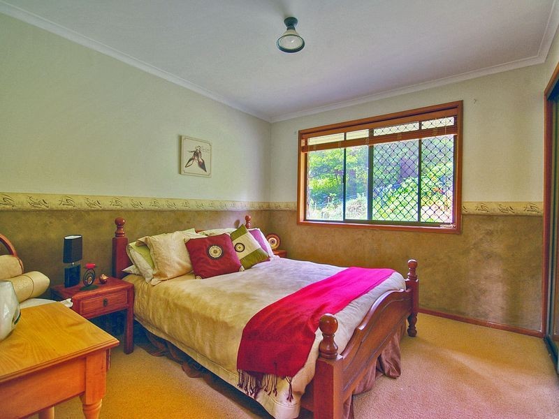 8 Mcintosh Road, Chilcotts Grass NSW 2480