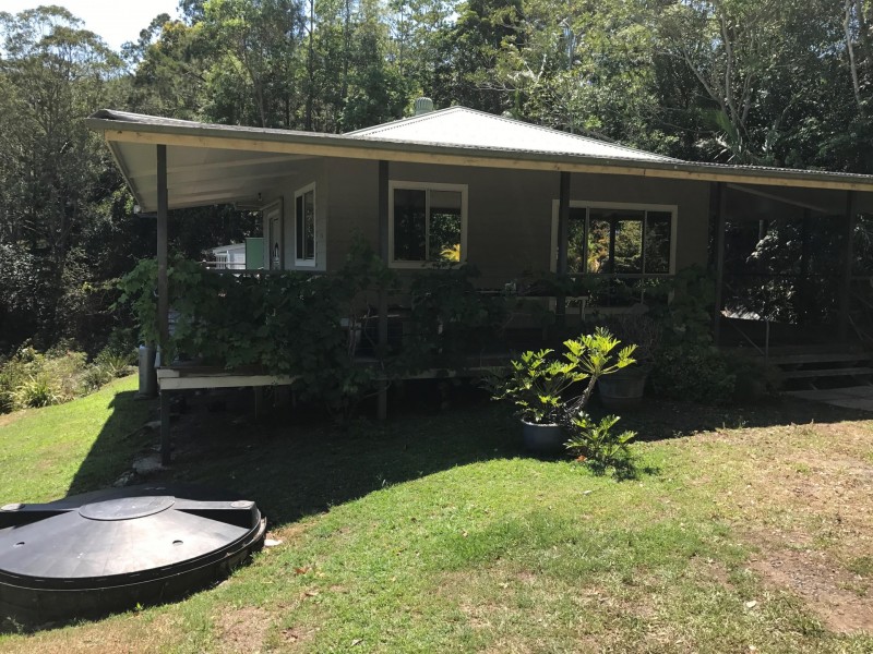 1 Dunromin Drive, Modanville NSW 2480