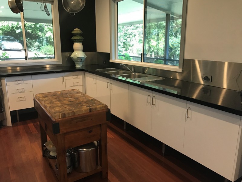 1 Dunromin Drive, Modanville NSW 2480