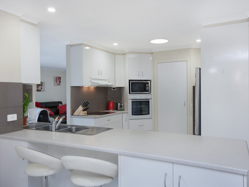 44 Whispering Valley Drive, Richmond Hill NSW 2480