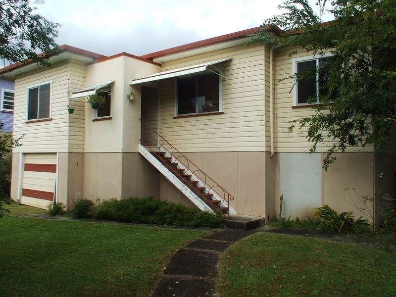 11 Fowler Street, Lismore NSW 2480