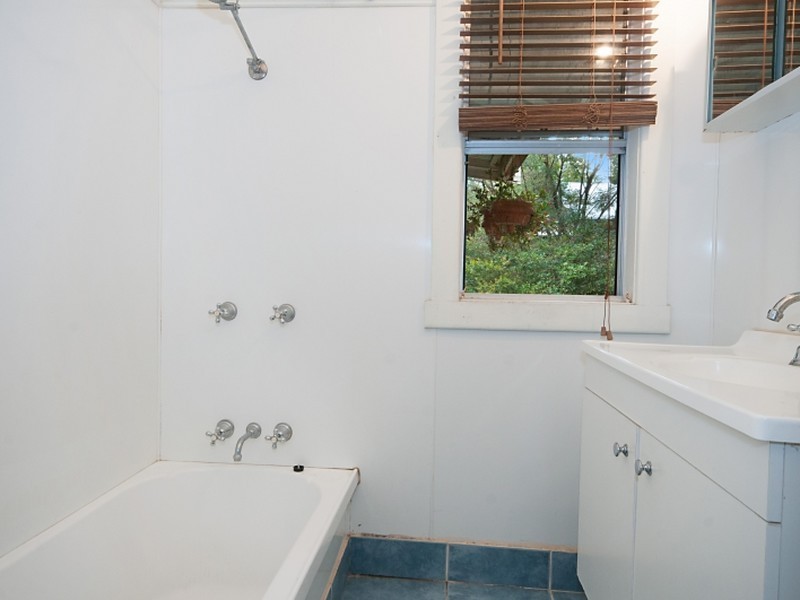 11 Fowler Street, Lismore NSW 2480