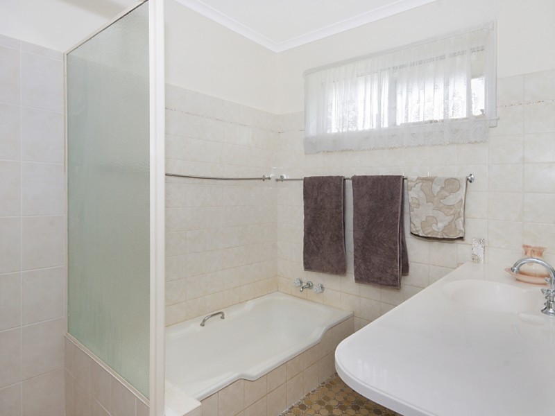 8 Garland Crescent, Lismore Heights NSW 2480