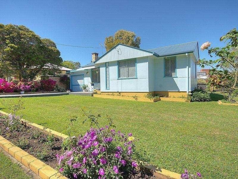 9 Robert Street, Lismore NSW 2480